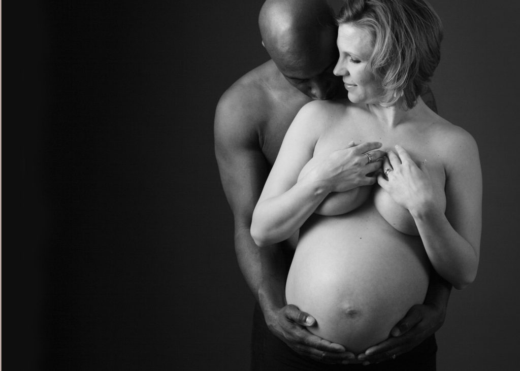 dramatic studio maternity photos in maryland